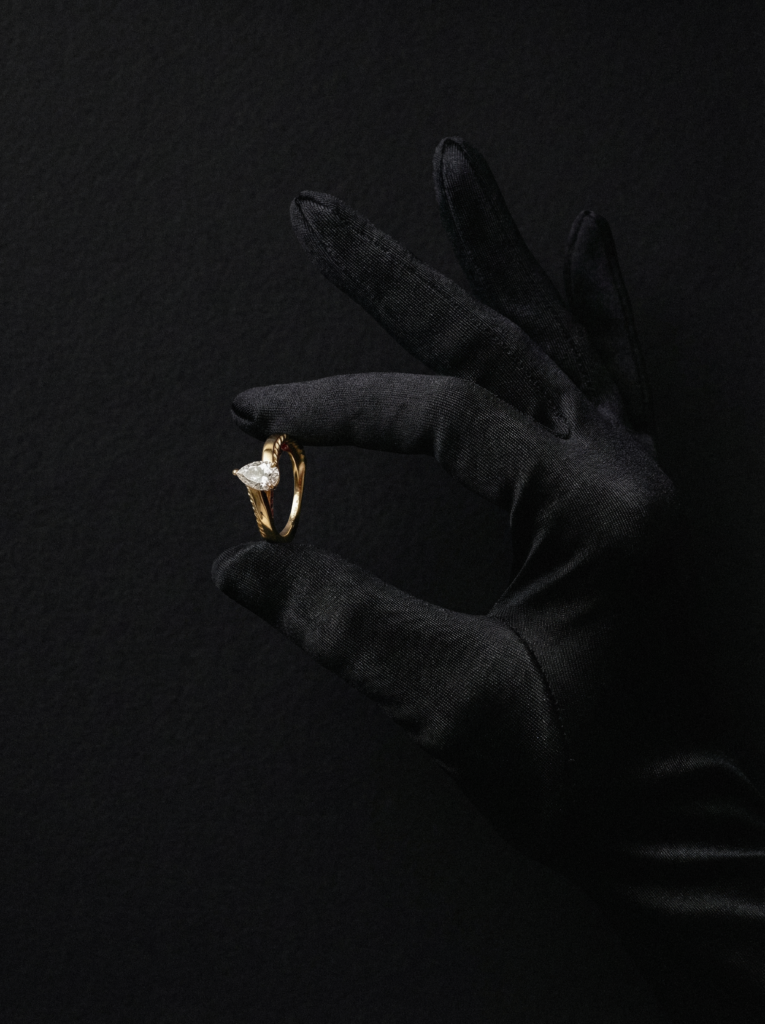 Little Bird engagement ring yellow gold pear diamond