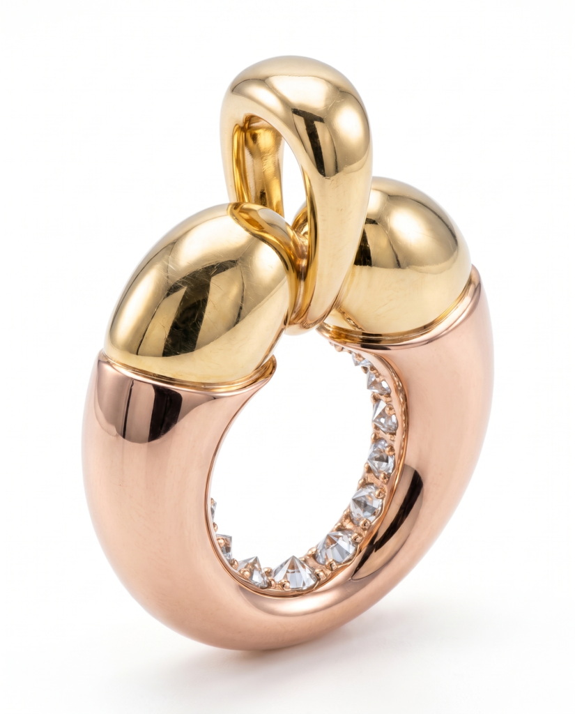 The LOVE gold Pendant Jewelry